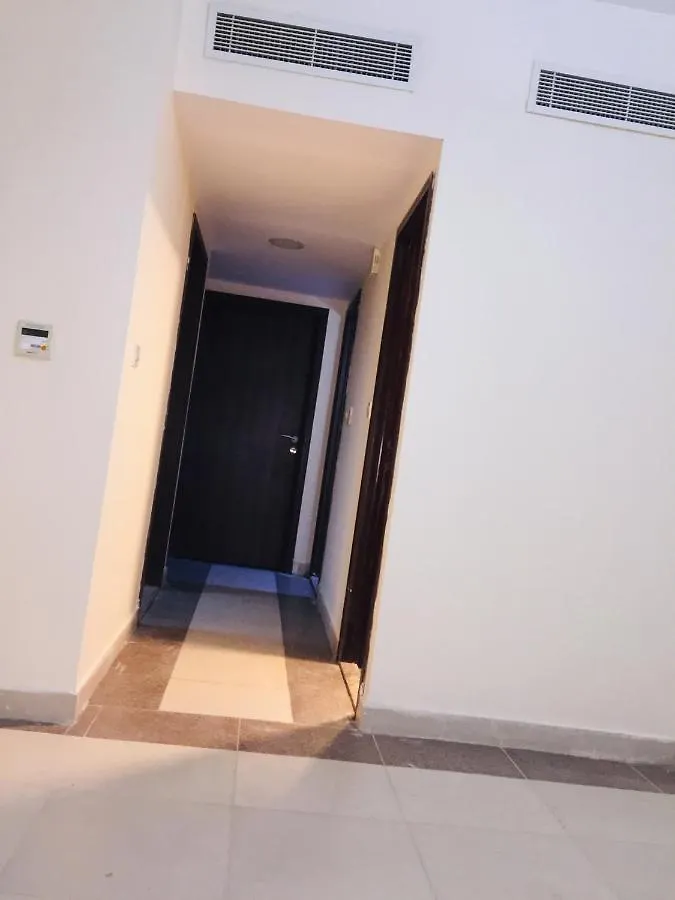Furnished Bedroom Apartment In Nazir Plaza Ajman 0*,